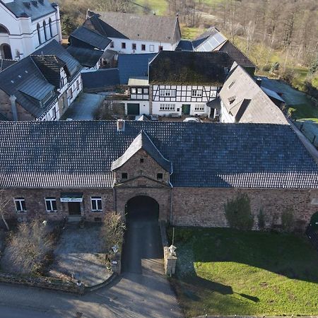 Hostel Burg Hausen Heimbach Extérieur photo